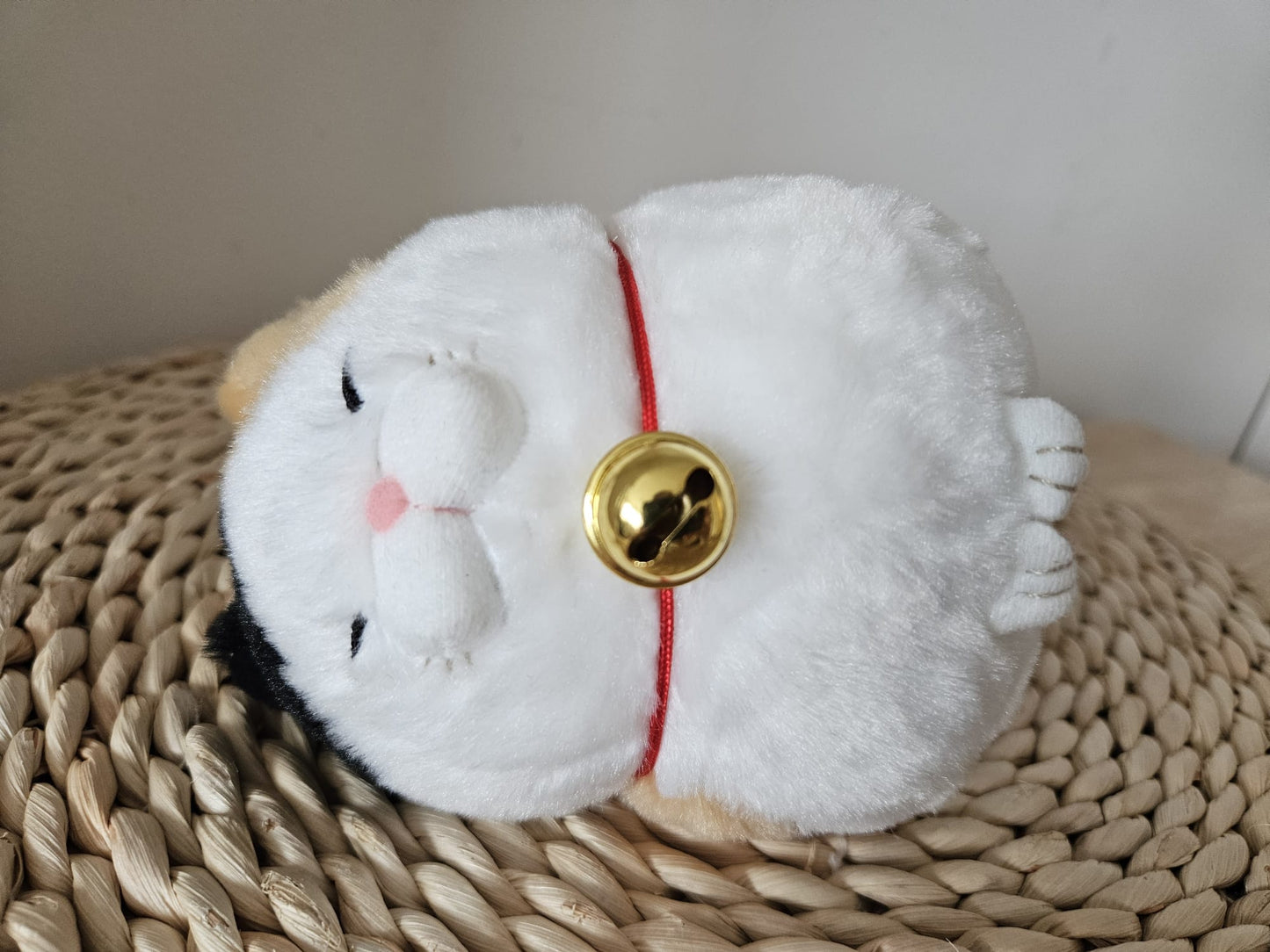 Amufun Bearded Manju Good Luck Cat Calico Maneki Neko Kawaii Stuffed Plush Toy
