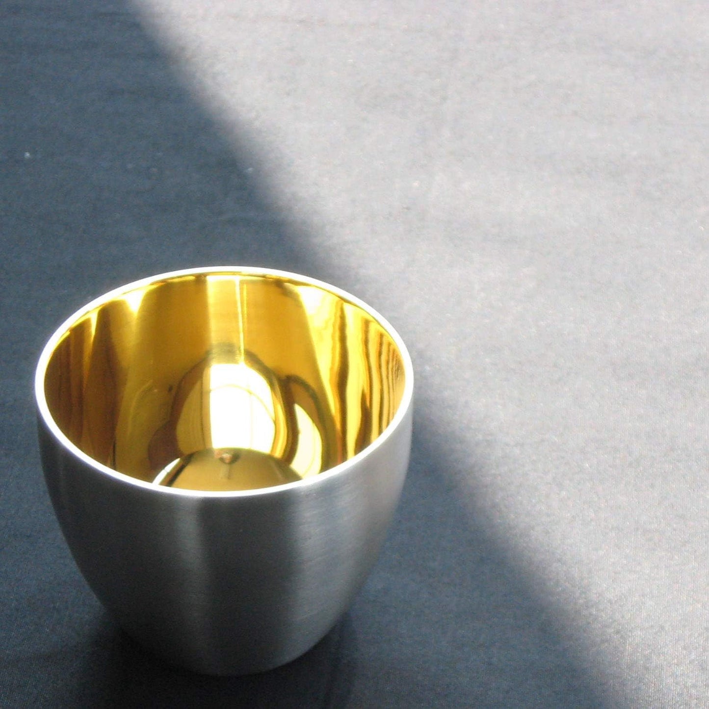 Nagao Guinomi Gold Sakura Japanese Sake Cup Stainless Steel 6x5 cm