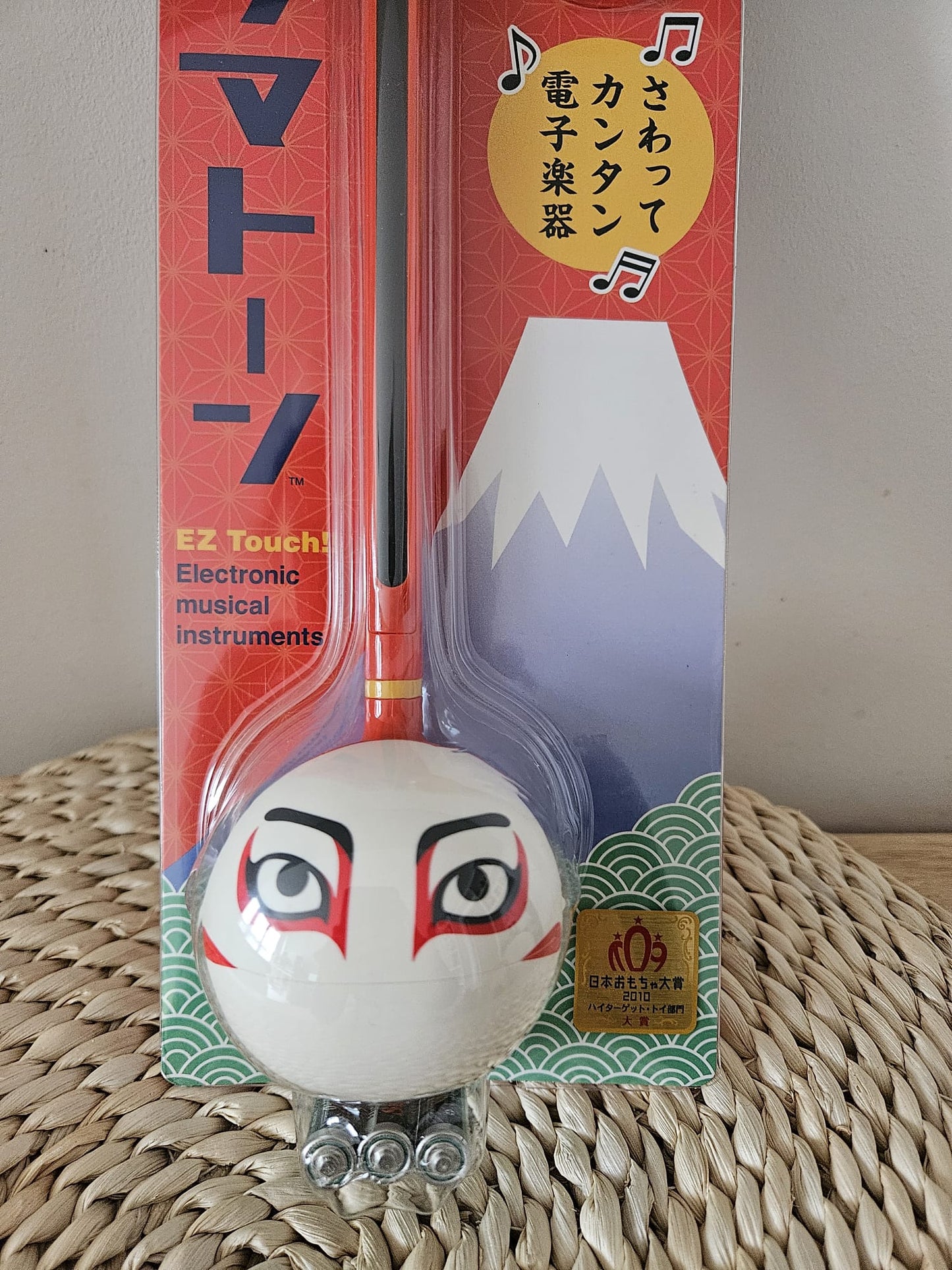 Otamatone Kabuki Maywa Denki Electronic Musical Instrument synthesizer