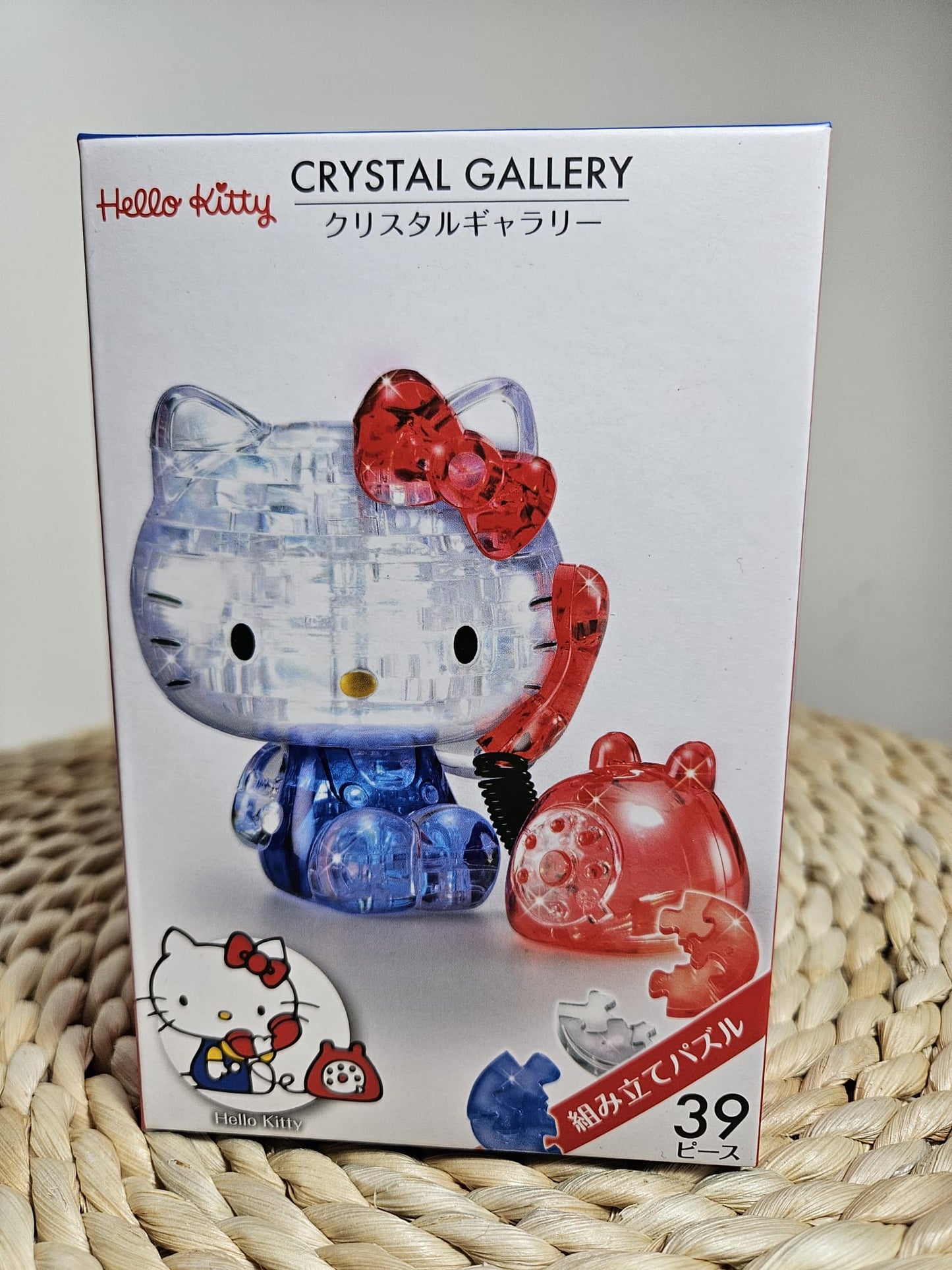 Hanayama 3D Crystal Puzzle Hello Kitty Telephone 39 Pieces