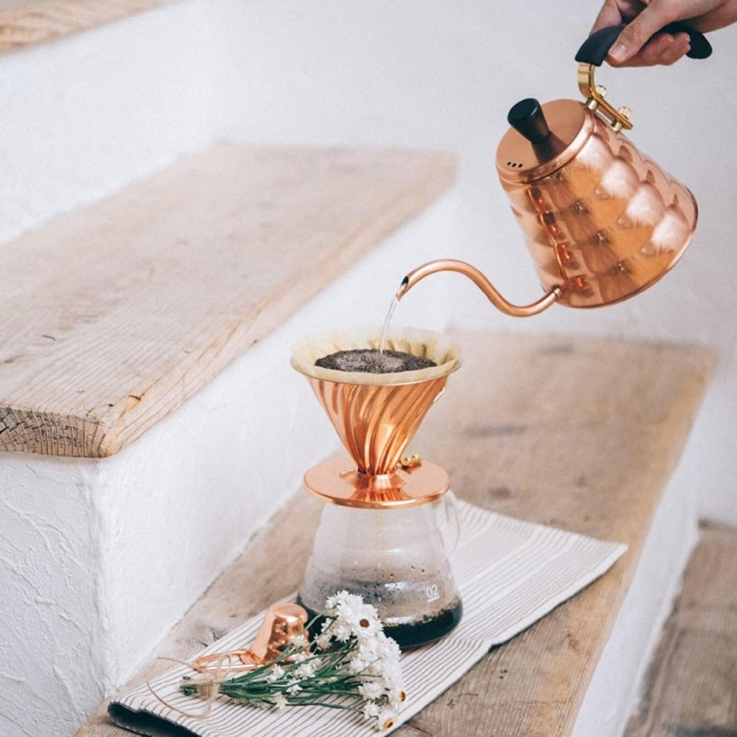 Hario Artisan Barista V60 Copper Coffee Dripper 1-4 cup VDPR-02-CP