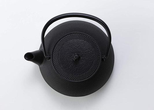 Iwachu Cast Iron Japanese Teapot Tetsubin Arare Black IH 0.65l