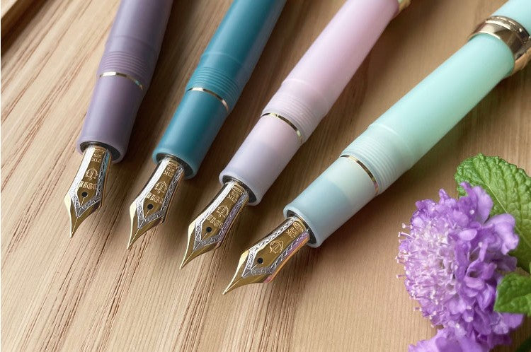 Sailor Professional PGS Shikiori Amaoto Kirisame Drizzle Fountain Pen Lavender 21K Gold Medium Fine Nib 11-3059-303